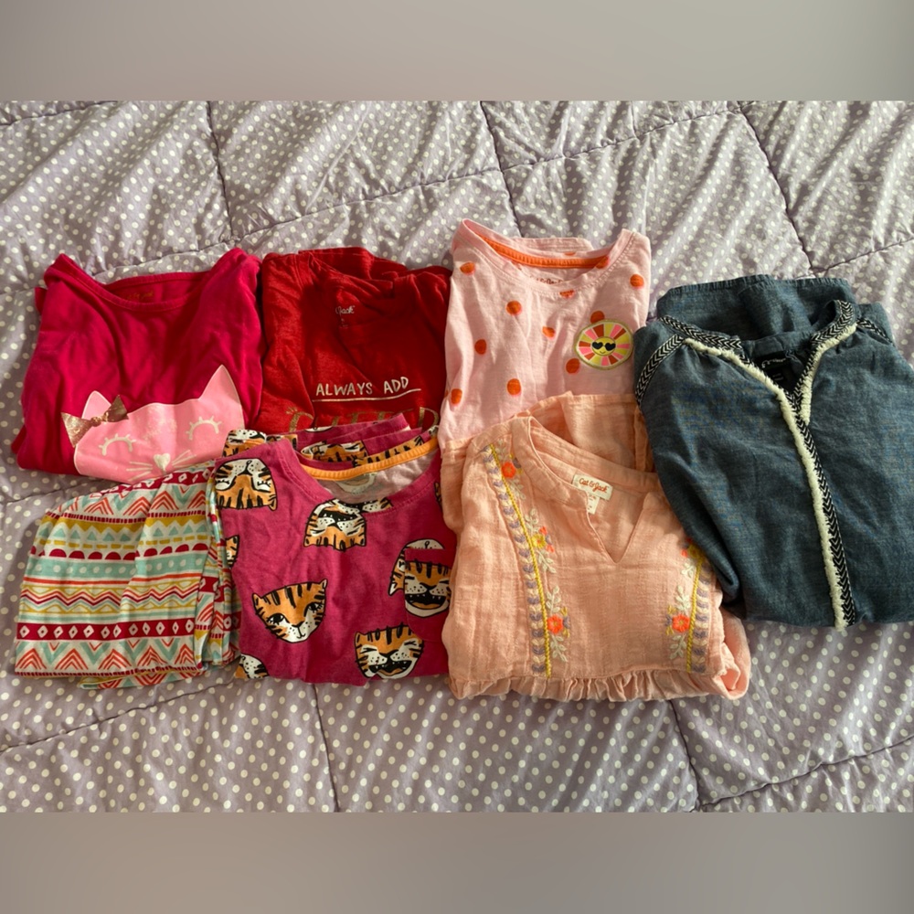 Girls Lot Of 7 Clothing Items size 7/8 Cat & Jack Art Class Tops PJs Tunics